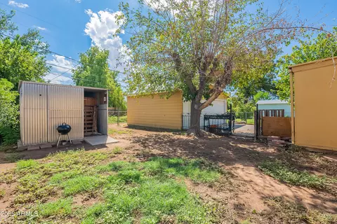 Exterior - 1223 E Minnezona Ave, Phoenix, AZ 85014 photo 2 of 3