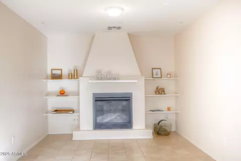 Living - 3845 Edna Dr, Gilbert, AZ 85296 photo 3 of 4
