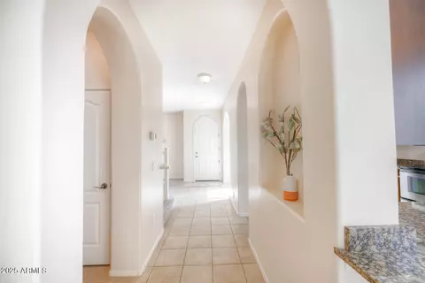 Entry Way - 3845 Edna Dr, Gilbert, AZ 85296 photo 3 of 7
