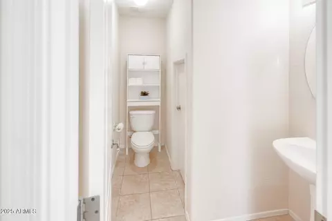 Entry Way - 3845 Edna Dr, Gilbert, AZ 85296 photo 4 of 7