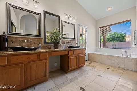 1032 S Copper Key Ct, Gilbert, AZ 85233 photo 23