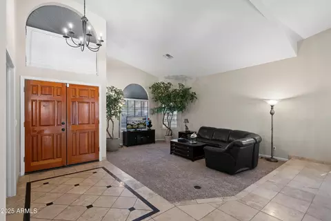 1032 S Copper Key Ct, Gilbert, AZ 85233 photo 5