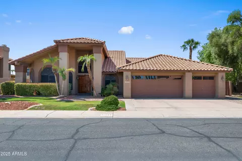 1032 S Copper Key Ct, Gilbert, AZ 85233