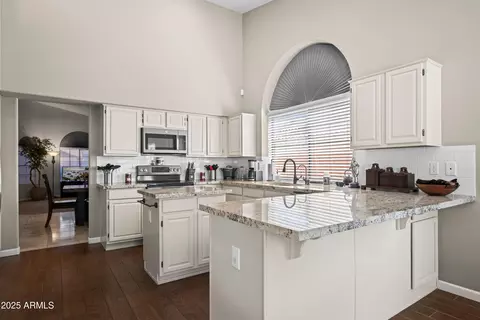 1032 S Copper Key Ct, Gilbert, AZ 85233 photo 9