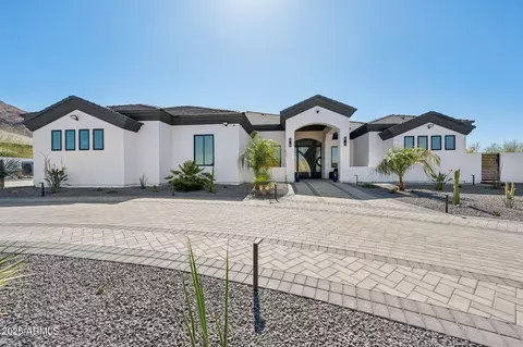 3939 W Fox Rd, Laveen, AZ 85339