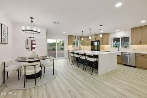 Dining - 4401 E Voltaire Ave, Phoenix, AZ 85032 photo 1 of 1
