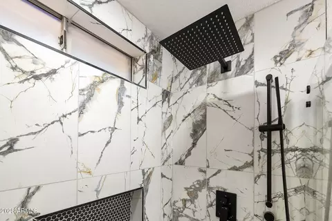 Bath - 4401 E Voltaire Ave, Phoenix, AZ 85032 photo 5 of 5