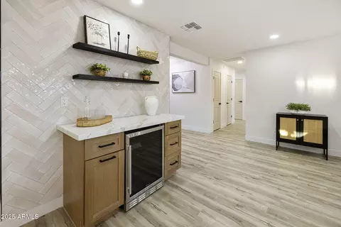 Entry Way - 4401 E Voltaire Ave, Phoenix, AZ 85032 photo 1 of 1