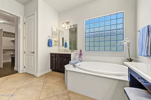 Bath - 3762 E Ringtail Way, Phoenix, AZ 85050 photo 5 of 7