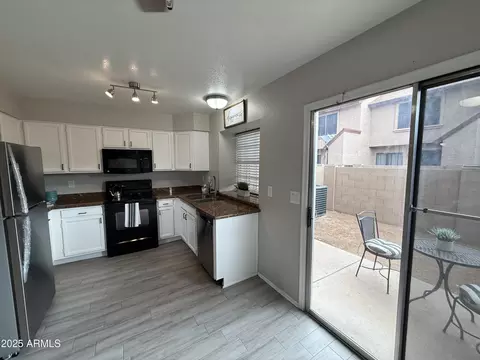 7977 W Wacker Rd #249, Peoria, AZ 85381