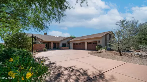 3835 E Talowa St, Phoenix, AZ 85044 photo 9