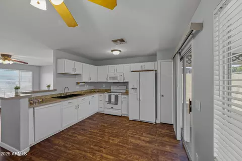 Kitchen - 845 W 15th Ln, Apache Junction, AZ 85120 photo 1 of 1