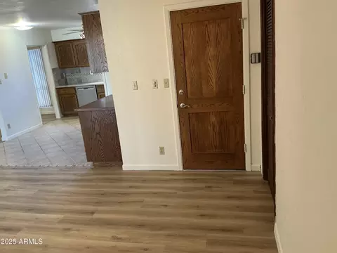 Entry Way - 2515 E Claire Dr, Phoenix, AZ 85032 photo 3 of 5