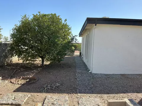 Exterior - 2515 E Claire Dr, Phoenix, AZ 85032 photo 3 of 9