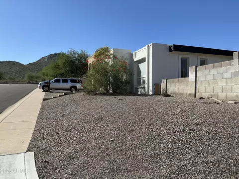 Exterior - 2515 E Claire Dr, Phoenix, AZ 85032 photo 9 of 9