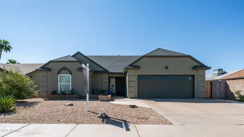 Exterior - 4411 E Ashurst Dr, Phoenix, AZ 85048 photo 1 of 6