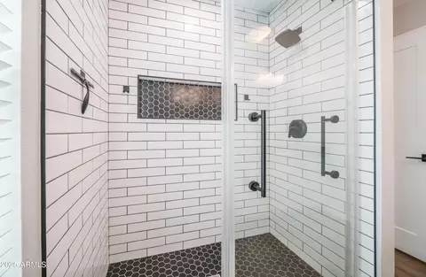 Bath - 4411 E Ashurst Dr, Phoenix, AZ 85048 photo 1 of 3