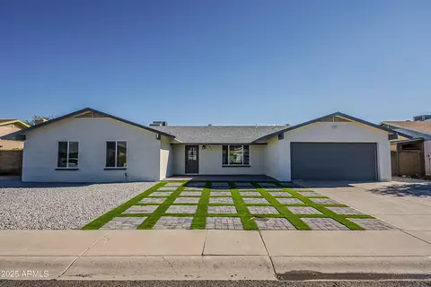 3935 W Muriel Dr, Glendale, AZ 85308