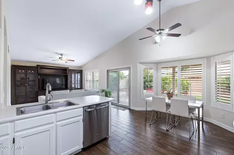Kitchen - 2243 E Willow Wick Rd, Gilbert, AZ 85296 photo 3 of 3
