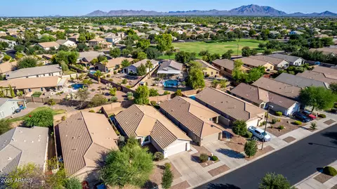 View/Area - 4251 E Sundance Ave, Gilbert, AZ 85297 photo 1 of 14