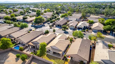 View/Area - 4251 E Sundance Ave, Gilbert, AZ 85297 photo 6 of 14