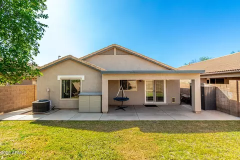 Exterior - 4251 E Sundance Ave, Gilbert, AZ 85297 photo 4 of 10