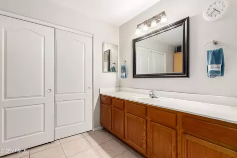Bath - 4251 E Sundance Ave, Gilbert, AZ 85297 photo 2 of 3