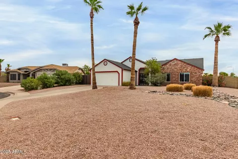 1705 N Diego Cir, Mesa, AZ 85205