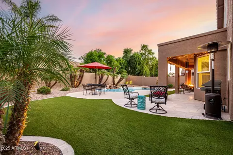 Exterior - 3877 S Seton Ave, Gilbert, AZ 85297 photo 6 of 8