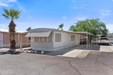 1030 N Delaware Dr #17, Apache Junction, AZ 85120