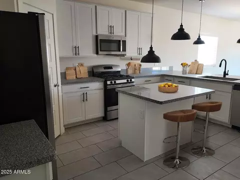 2586 N Abbey Rd, Casa Grande, AZ 85122