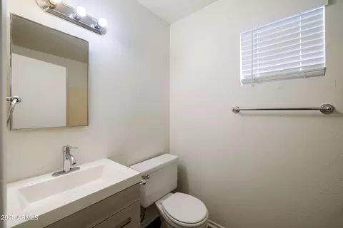 Bath - 1728 E Pepper Cir, Mesa, AZ 85203 photo 1 of 1