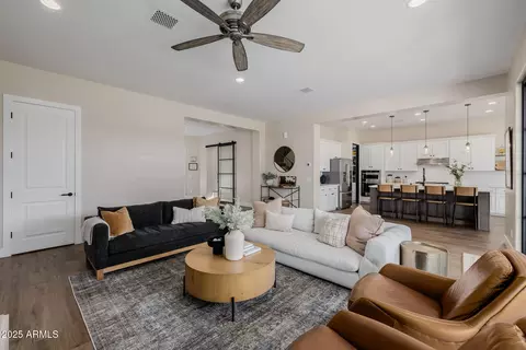 Living - 7622 E Knoll St, Mesa, AZ 85207 photo 4 of 4