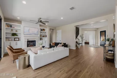 Living - 7622 E Knoll St, Mesa, AZ 85207 photo 1 of 4
