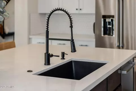 Kitchen - 7622 E Knoll St, Mesa, AZ 85207 photo 8 of 9