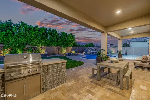Exterior - 7622 E Knoll St, Mesa, AZ 85207 photo 8 of 21