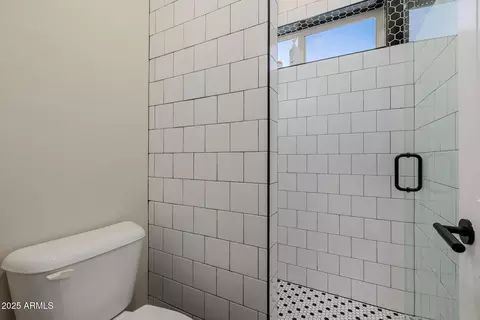 Bath - 7622 E Knoll St, Mesa, AZ 85207 photo 9 of 9