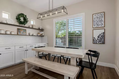 Dining - 7622 E Knoll St, Mesa, AZ 85207 photo 1 of 2
