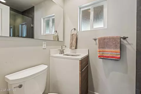 4548 N 11th Ave, Phoenix, AZ 85013 photo 8