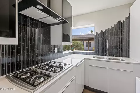 4548 N 11th Ave, Phoenix, AZ 85013 photo 6