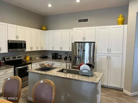 1151 S Sean Dr, Chandler, AZ 85286