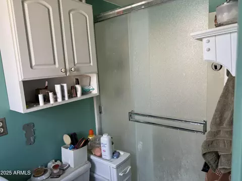 Bath - 1822 E Georgia Ave, Phoenix, AZ 85016 photo 3 of 4