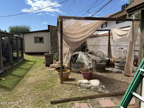 Exterior - 1822 E Georgia Ave, Phoenix, AZ 85016 photo 5 of 6