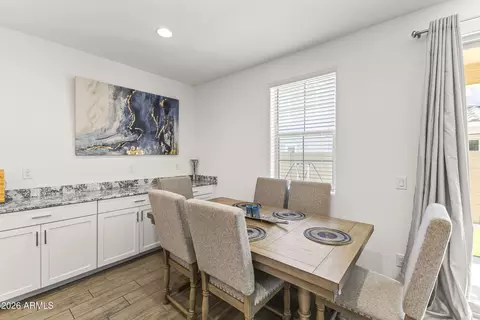 Dining - 654 S Beebe St, Gilbert, AZ 85296 photo 1 of 1
