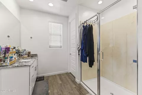 Bath - 654 S Beebe St, Gilbert, AZ 85296 photo 5 of 5