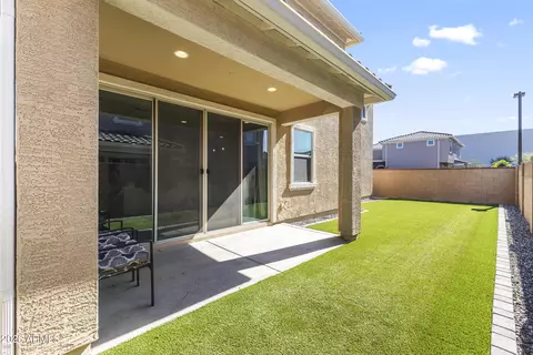 Exterior - 654 S Beebe St, Gilbert, AZ 85296 photo 1 of 2