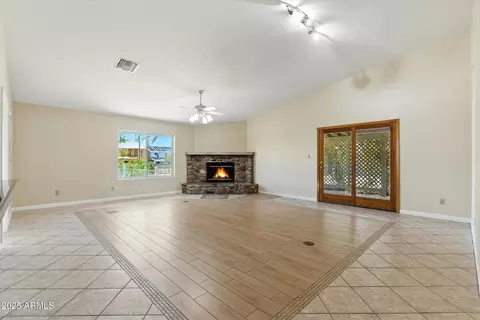 Living - 8941 E Decatur Rd, Mesa, AZ 85207 photo 4 of 7