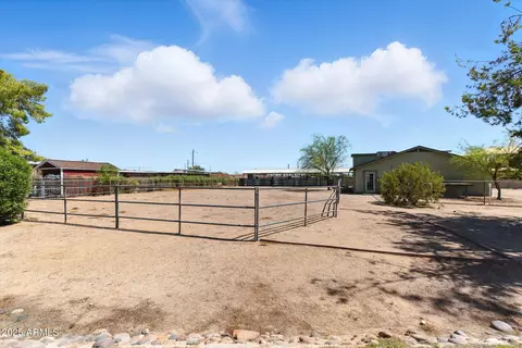 Exterior - 8941 E Decatur Rd, Mesa, AZ 85207 photo 18 of 27