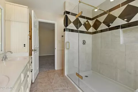 Bath - 8941 E Decatur Rd, Mesa, AZ 85207 photo 4 of 4