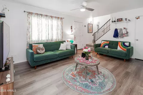 Living - 708 E Cochise Dr #A, Phoenix, AZ 85020 photo 4 of 4